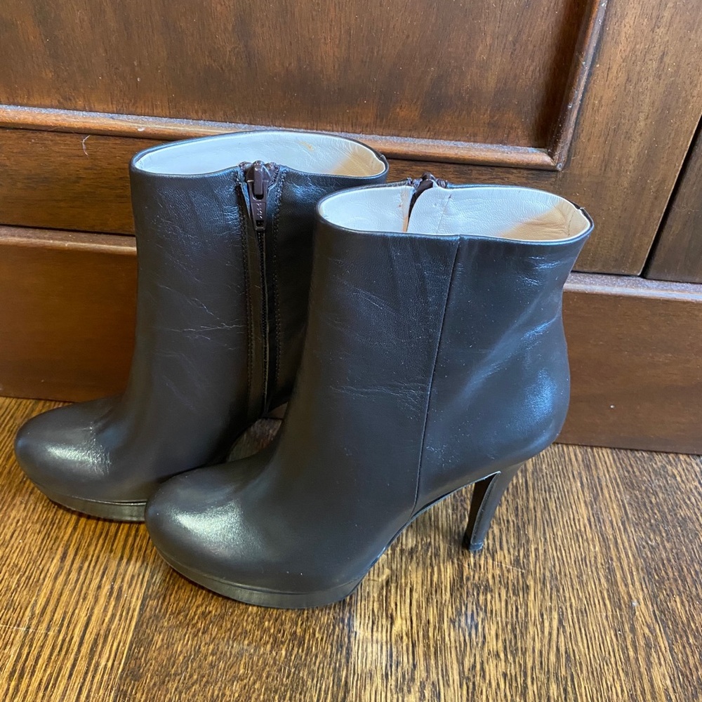 Barney’s New York Brown Ankle Boots Size 7